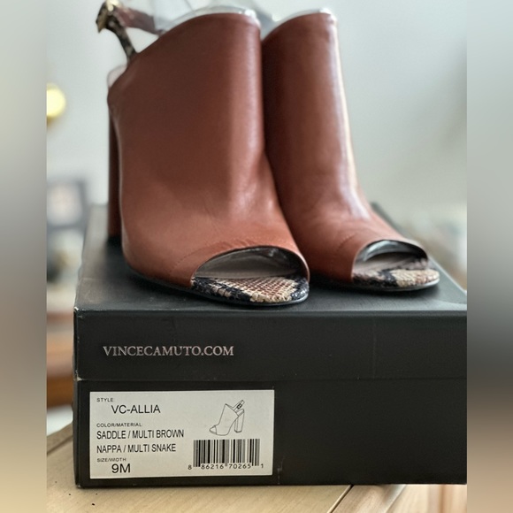 Vince Camuto size 9, saddle brown with snakeskin accents - Picture 1 of 5